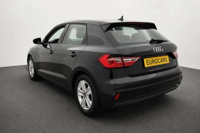Audi A1 (2022) thumbnail 2