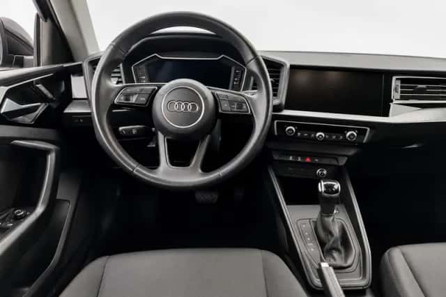 Audi A1 (2022) thumbnail 3