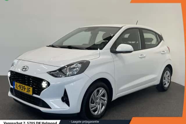 Hyundai i10 (2021) thumbnail 1
