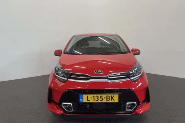 Kia Picanto (2021) thumbnail 2