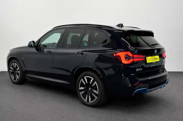 BMW iX3 (2023) thumbnail 6
