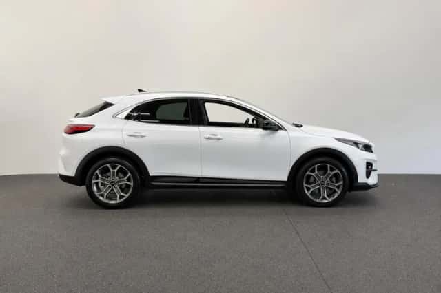 Kia XCeed (2022) thumbnail 4