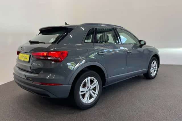 Audi Q3 (2022) thumbnail 6