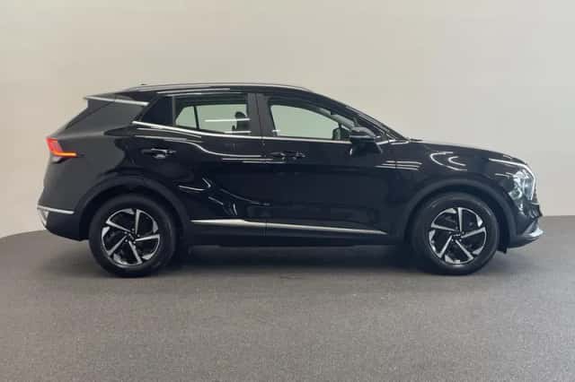 Kia Sportage (2023) thumbnail 5