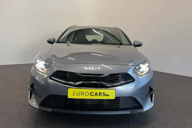 Kia Ceed Sportswagon (2024) thumbnail 2