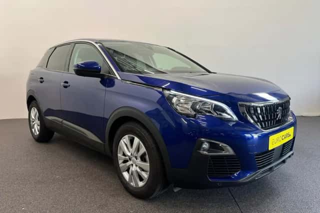 Peugeot 3008 (2019) thumbnail 3