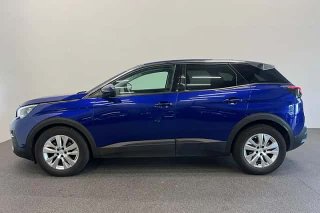 Peugeot 3008 (2019) thumbnail 4