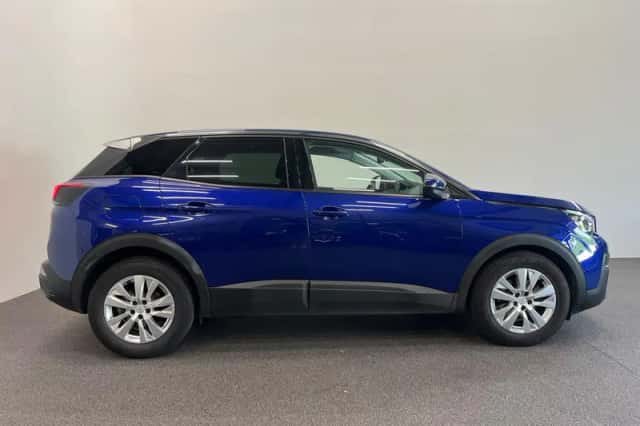 Peugeot 3008 (2019) thumbnail 5