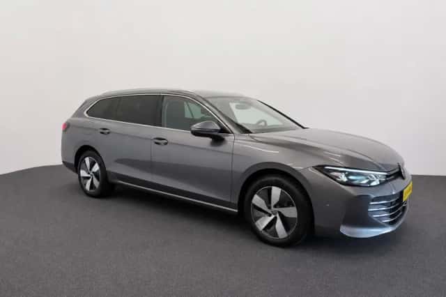 Volkswagen Passat (2026) thumbnail 3