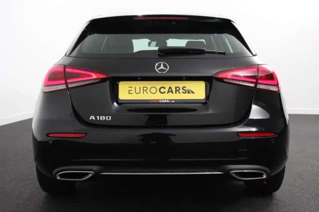 Mercedes-Benz A-Klasse (2021) thumbnail 3