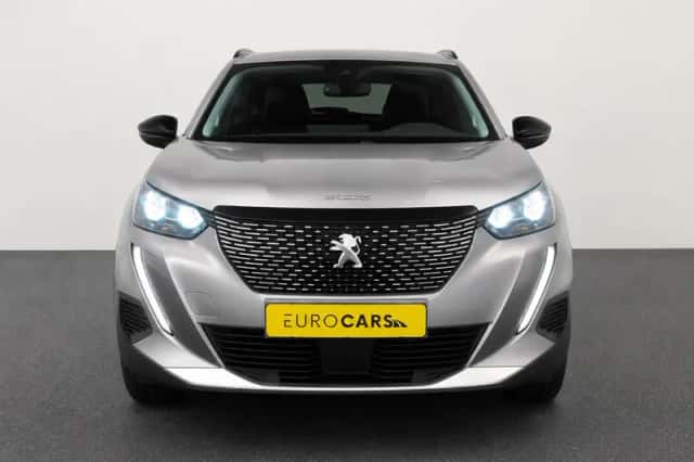 Peugeot 2008 (2022) thumbnail 2