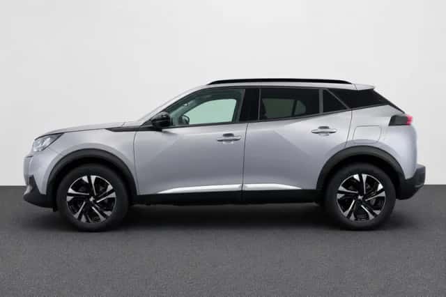 Peugeot 2008 (2022) thumbnail 4