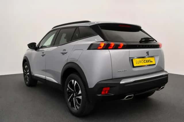Peugeot 2008 (2022) thumbnail 6