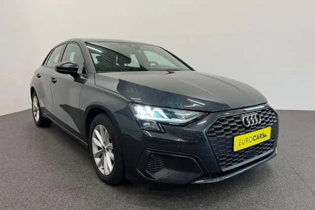 Audi A3 (2021) thumbnail 3