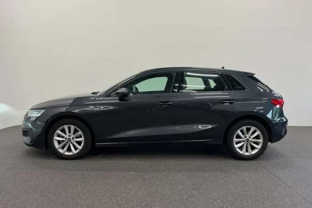 Audi A3 (2021) thumbnail 4
