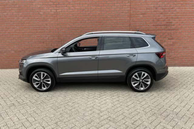 Škoda Karoq (2023) thumbnail 4
