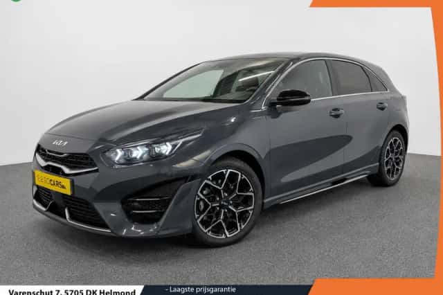 Kia Ceed (2024) thumbnail 1