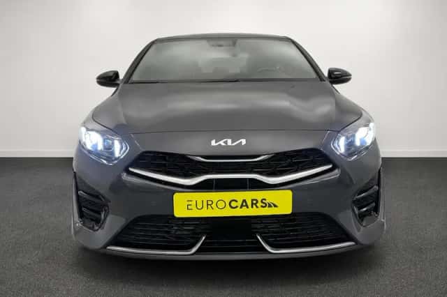 Kia Ceed (2024) thumbnail 2