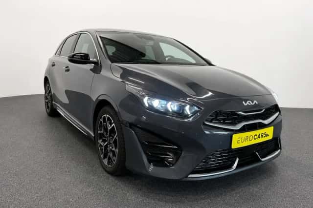 Kia Ceed (2024) thumbnail 3
