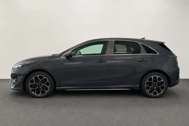Kia Ceed (2024) thumbnail 4
