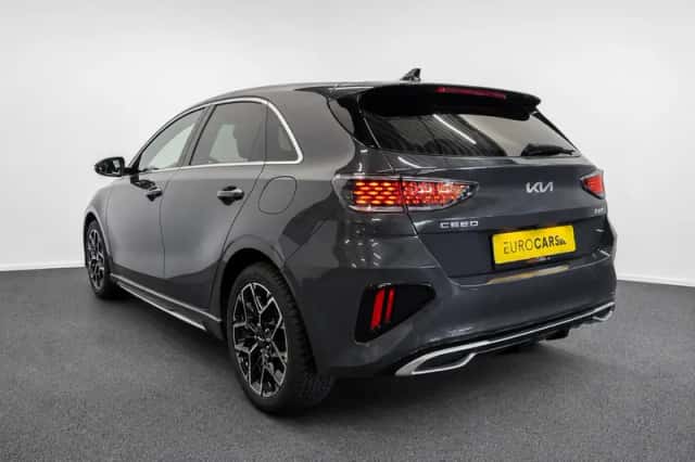 Kia Ceed (2024) thumbnail 6