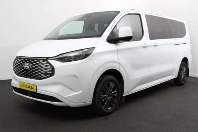 Ford E-Transit Custom (2025) thumbnail 1