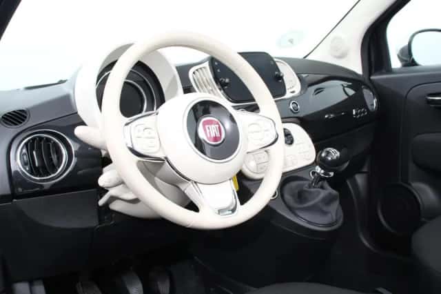 Fiat 500C (2024) thumbnail 2