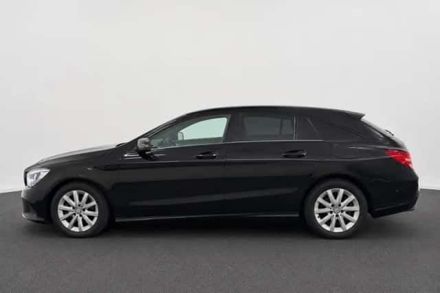 Mercedes-Benz CLA-Klasse (2017) thumbnail 4