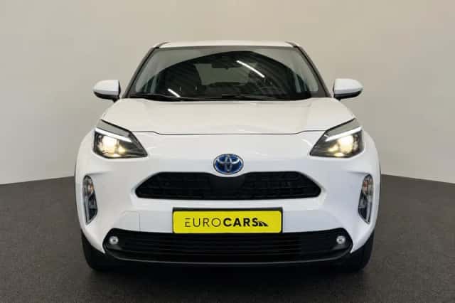 Toyota Yaris Cross (2023) thumbnail 2