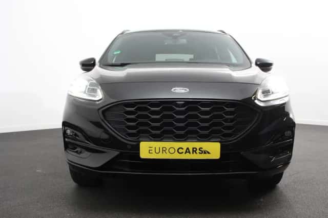 Ford Kuga (2023) thumbnail 4