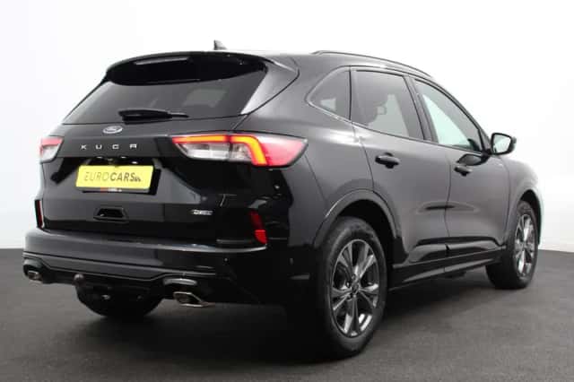 Ford Kuga (2023) thumbnail 6