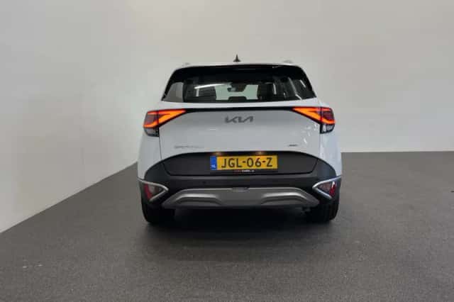 Kia Sportage (2022) thumbnail 6