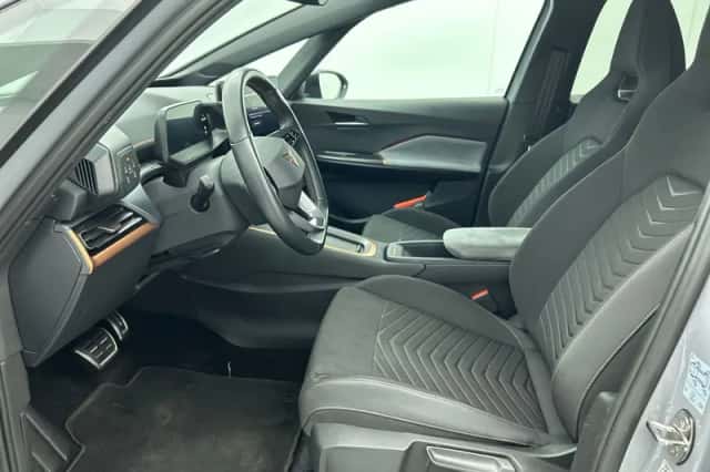 CUPRA Born (2022) thumbnail 2