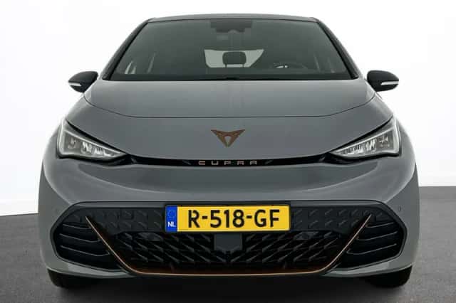 CUPRA Born (2022) thumbnail 4