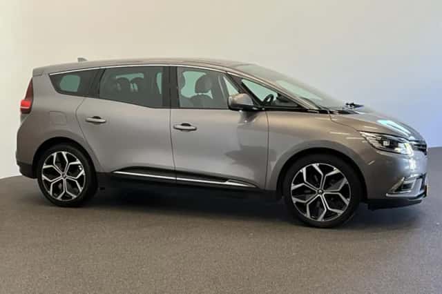 Renault Grand Scénic (2023) thumbnail 5
