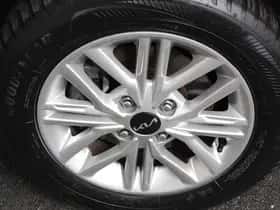 Kia Picanto (2023) thumbnail 2