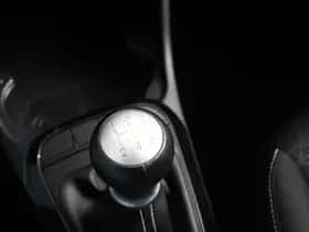 Kia Picanto (2023) thumbnail 17