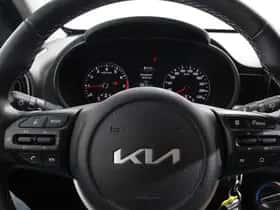 Kia Picanto (2023) thumbnail 18