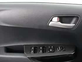 Kia Picanto (2023) thumbnail 21