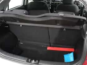 Kia Picanto (2023) thumbnail 23