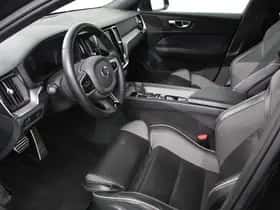 Volvo V60 (2022) thumbnail 2