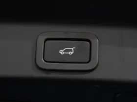 Jaguar F-Pace (2019) thumbnail 10