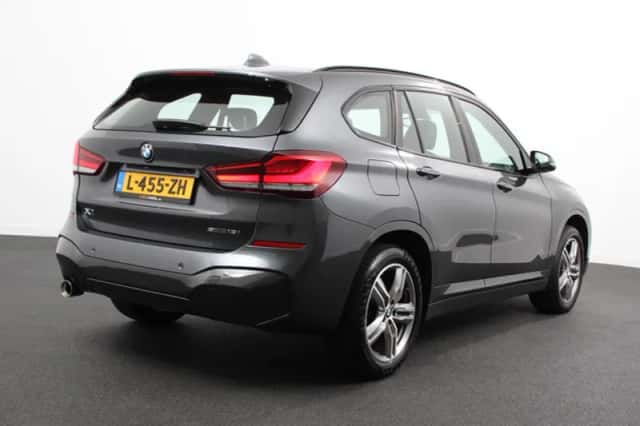 BMW X1 (2020) thumbnail 6