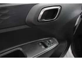 Hyundai i10 (2024) thumbnail 11