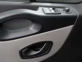 Renault Trafic (2019) thumbnail 11