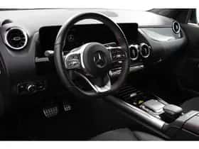 Mercedes-Benz GLA (2020) thumbnail 2