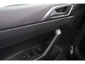 Volkswagen Polo (2021) thumbnail 11