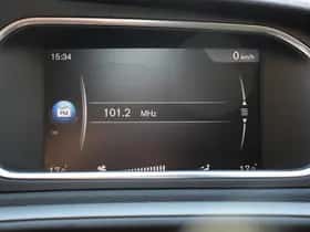 Volvo V40 (2018) thumbnail 32