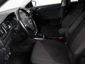 Volkswagen T-Roc (2021) thumbnail 23
