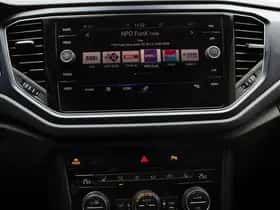 Volkswagen T-Roc (2021) thumbnail 32